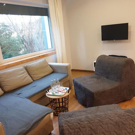 Maly Apartament W Zieleni Blisko Jeziora Środa Wielkopolska Dış mekan fotoğraf