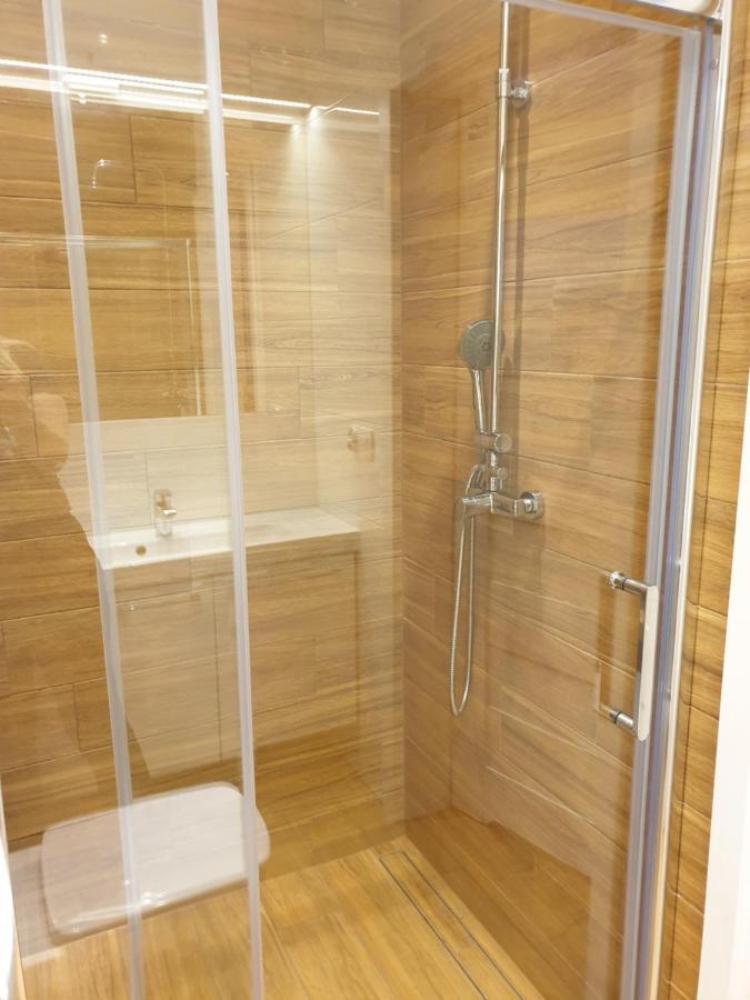 Maly Apartament W Zieleni Blisko Jeziora Środa Wielkopolska Dış mekan fotoğraf
